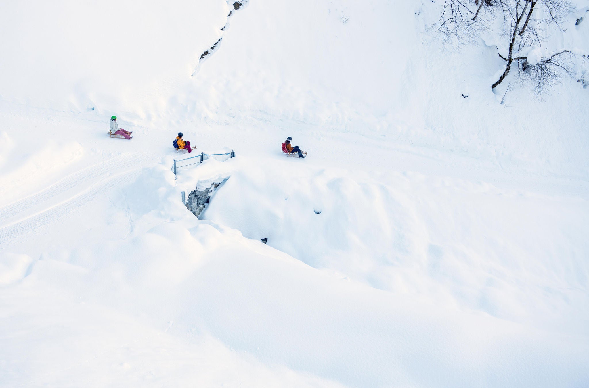 Schlittelspass in den Weissenberge in Glarus