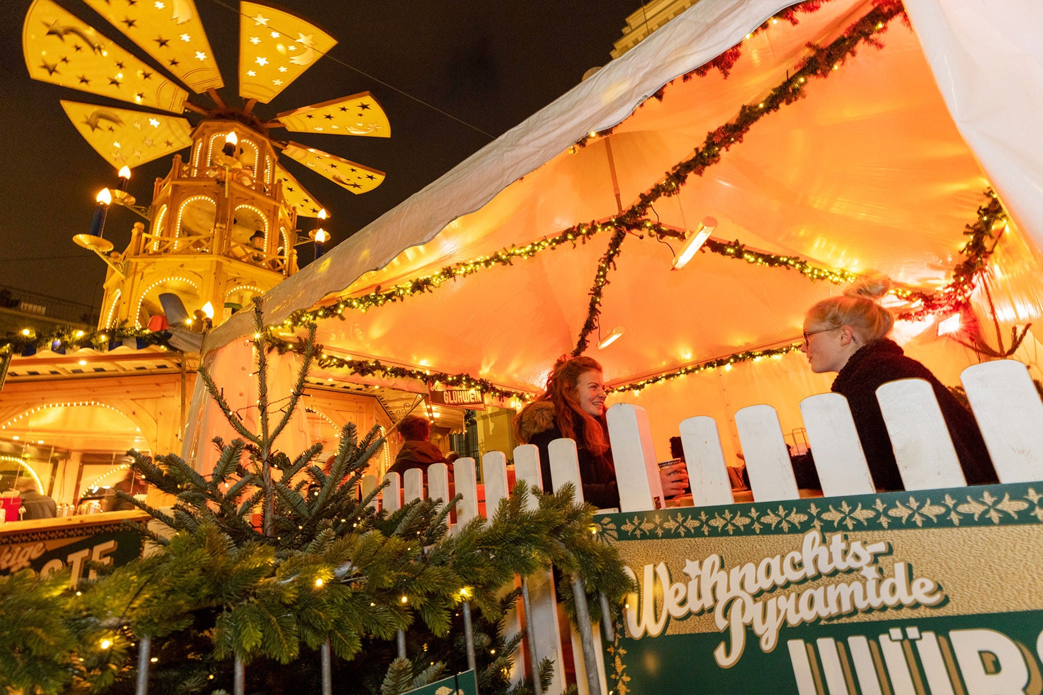 Weihnachtspyramide beim Stadelhofen