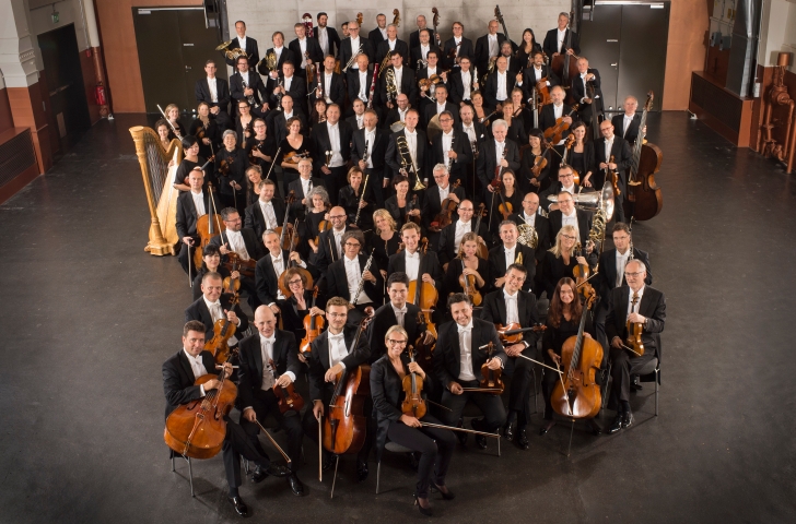 Tonhalle-Orchester vor der Maaghalle in Zürich.
Zürich, den 21.08.2018
Copyright: Tonhalle-Orchester / Priska Ketterer